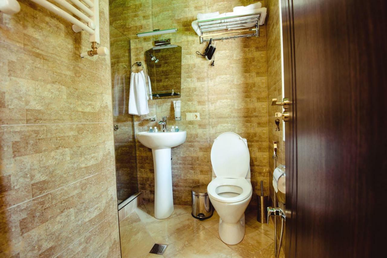 Bliss Hotel Tbilisi Buitenkant foto